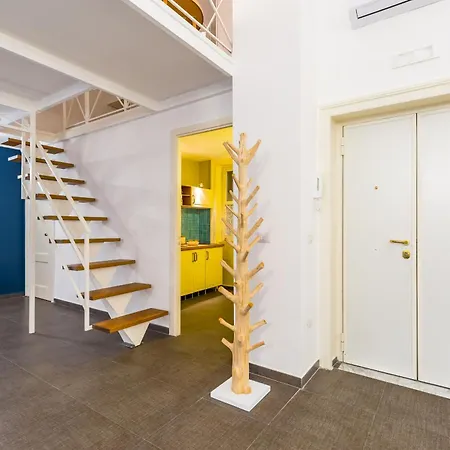 Design At Spaccanapoli By Wonderful Italy Apartment