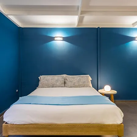 Design At Spaccanapoli By Wonderful Italy Apartment